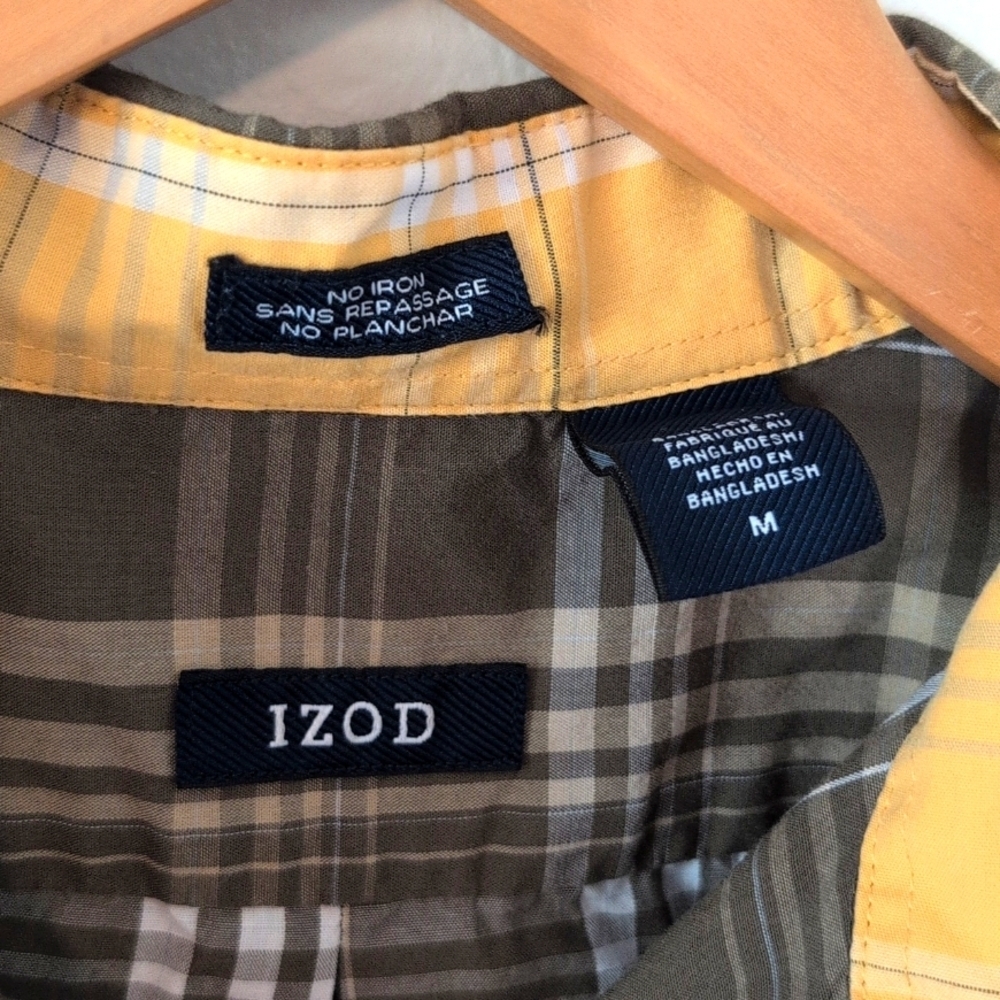 Izod No-Iron Plaid Cotton-Blend Travel Green Plaid Button-Up Shirt Sz Medium - Picture 3 of 8